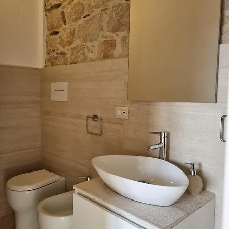 Ideale Tra Mare E Montagna