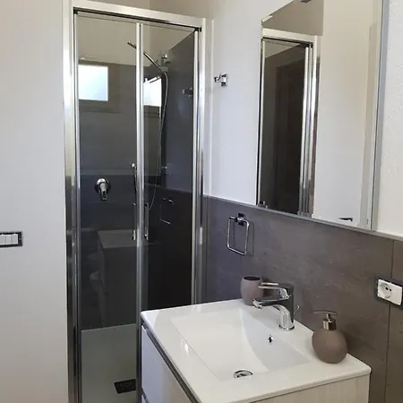 Ideale Tra Mare E Montagna