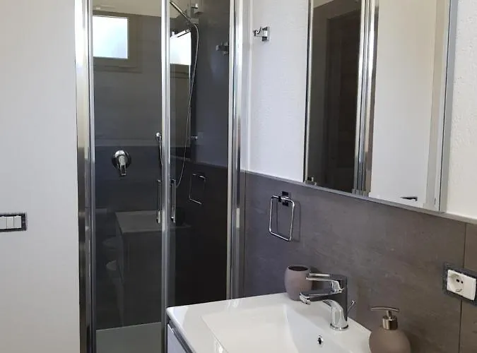 Ideale Tra Mare E Montagna