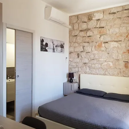 Ideale Tra Mare E Montagna Бауней