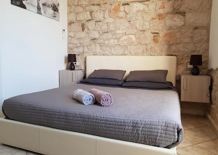 Ideale Tra Mare E Montagna Baunei