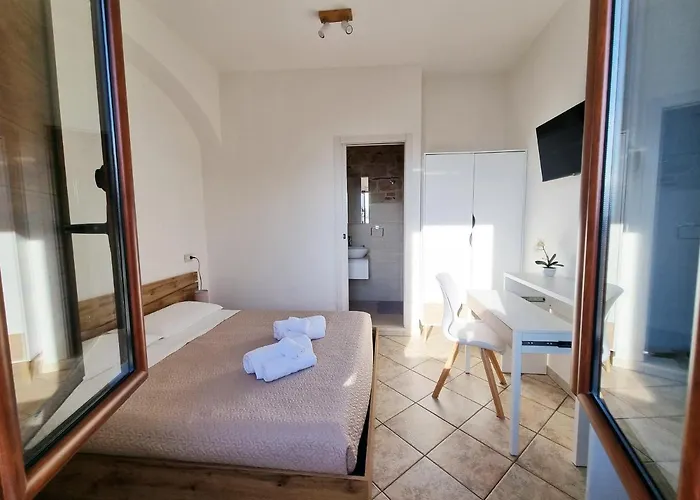 Ideale Tra Mare E Montagna Πανσιόν