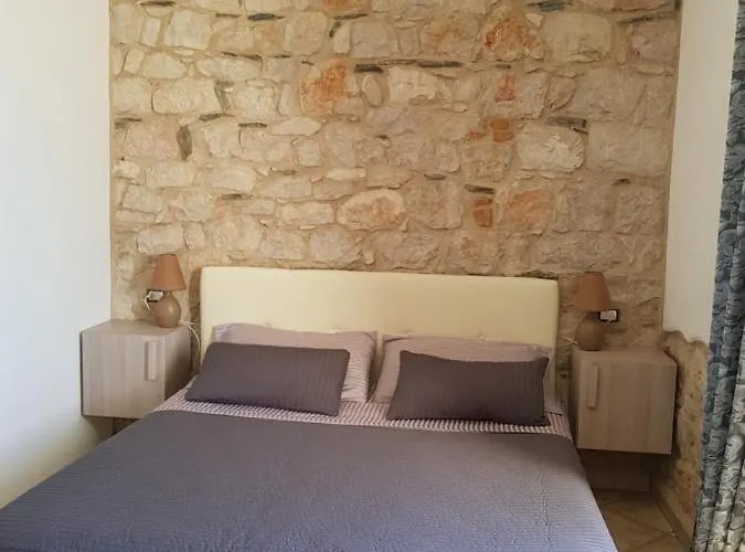 Ideale Tra Mare E Montagna